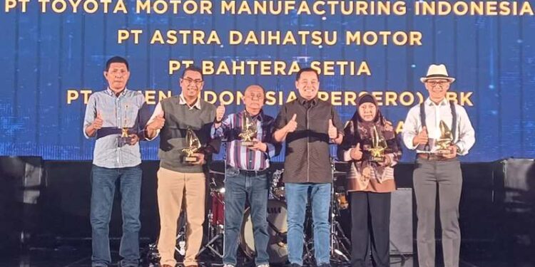 SIG dan Pelindo Perkuat Sinergi Logistik untuk Jamin Ketersediaan Bahan Bangunan di Seluruh Indonesia