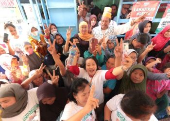 Berikan Dukungan, Relawan Khofifah-Emil Sediakan Kopi Gratis Untuk Pertebal Kemenangan di Surabaya