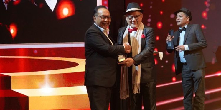 Bank Jatim sabet Platinum Award – Best Issuer Bank (ATM) dalam ajang Prima Awards 2024