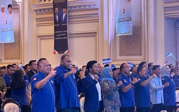 Ketua Fraksi Demokrat DPRD Jatim instruksikan anggota Fraksi Demokrat aktif bergerak turun ke Dapil menangkan Khofifah Emil