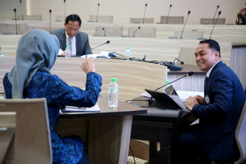 Eri Cahyadi tuntas studi doktor Unair, Disertasi: Kesehatan organisasi publik