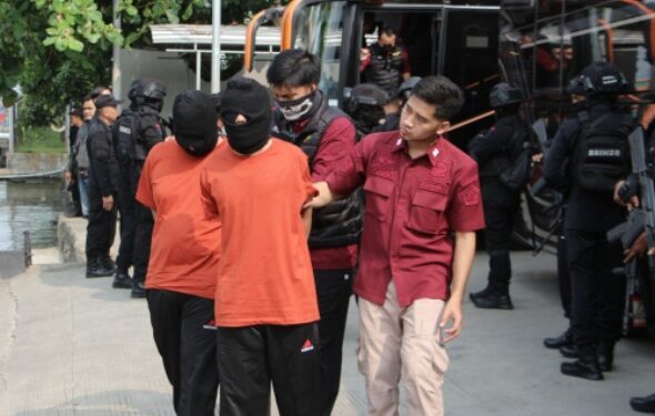 48 Narapidana resiko tinggi Lapas Jatim dipindah ke Nusakambangan