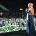 Di hadapan puluhan ribu masyarakat, Kiai Mutawakkil Genggong sebut Khofifah Gubernur Idola