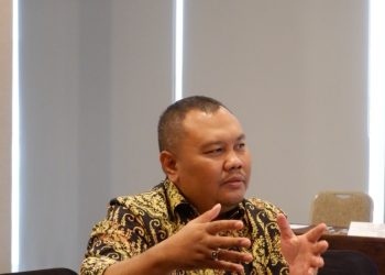 Luluk Tantang Khofifah Soal Kemiskinan, Emil Dominasi Lukman dan Gus Hans di Debat Kedua Pilkada Jatim