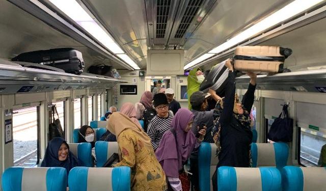 Pesan Tiket Kereta Api untuk Libur Natal 2024 dan Tahun Baru 2025 Mulai H-45 Keberangkatan