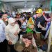 Sambang  Pasar Semampir Kraksaan, Khofifah disambut antusias luar biasa oleh masyarakat Probolinggo