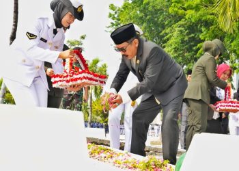Pimpin upacara hari Pahlawan, Ketua DPRD Jatim: Upacara peringatan ini penting guna menjaga semangat mempertahankan NKRI 