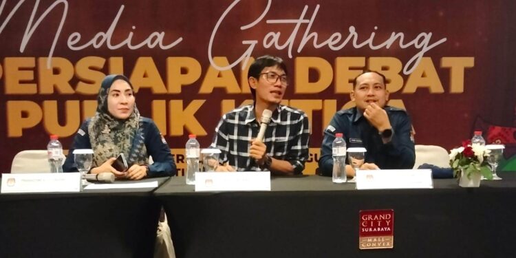 Kesiapan Jatim sebagai Episentrum Ekonomi Kawasan Timur Indonesia mejadi tema debat terakhir Pilgub