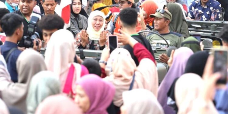 Menyatu bersama Keluarga Besar Al Irsyad Al Islamiyyah, Khofifah banjir doa dan semangat “Lanjutkan”