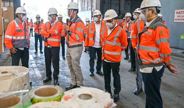SIG Perkuat Komitmen Keberlanjutan, Dirut Donny Arsal Raih Top CEO Indonesia Awards 2024