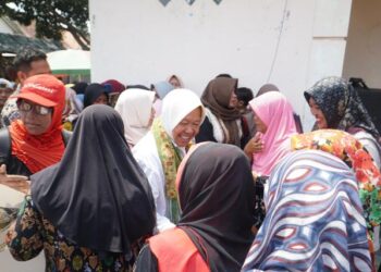 Kampanye di Jember Risma janjikan pupuk gratis dan pembangunan rumah layak huni untuk masyarakat tidak mampu