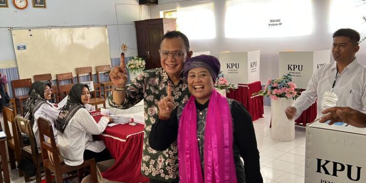 Gunakan hak pilihnya di kampung halaman Jombang, Cagub no urut 1 Luluk: Jiwa Raga, Mental Saya Hadir di Jatim