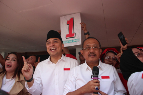 Datang sebagai undangan konser Gerindra, Eri Cahyadi: Guyub rukun bangun Surabaya