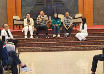 Gelar diskusi publik bersama Eri-Armuji, mahasiswa UWKS singung keamanan Surabaya