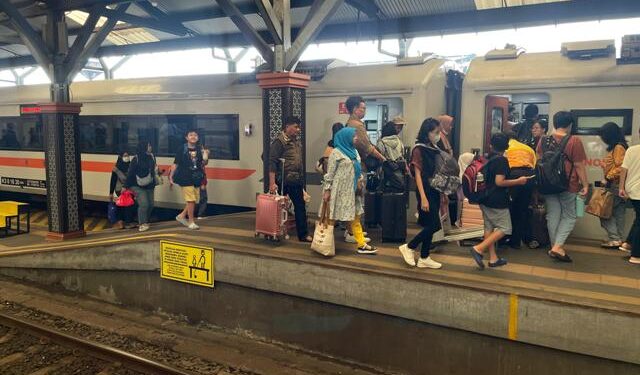 KAI Daop 8 Surabaya Siap Layani Mobilitas Masyarakat Saat Nataru 2024/2025