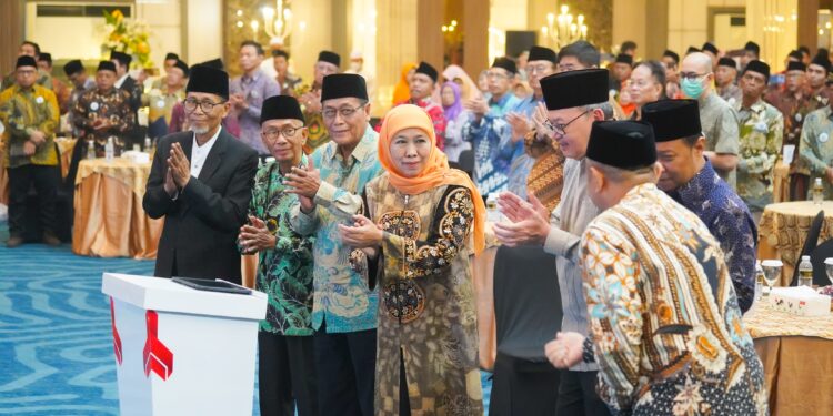 Luncurkan dua aplikasi di Milad Ke-24 Masjid Nasional Al Akbar, Khofifah: Maksimalkan layanan untuk memakmurkan masjid dan jama’ah