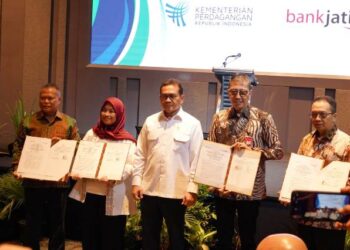 Tingkatkan ekspor, Bank Jatim dan Kementrian Perdagangan lakukan penandatanganan perjanjian kerja sama
