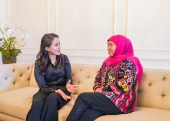 Belajar kesuksesan Khofifah pimpin Jatim, Cagub terpilih Malut, Sherly Laos silaturrahmi ke kediaman Khofifah
