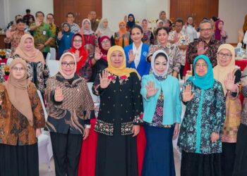Jadi Pemateri di pembekalan pimpinan di lingkungan Kementerian PPPA,  Khofifah ajak sinergi maksimalkan layanan perempuan dan anak hingga pelosok daerah