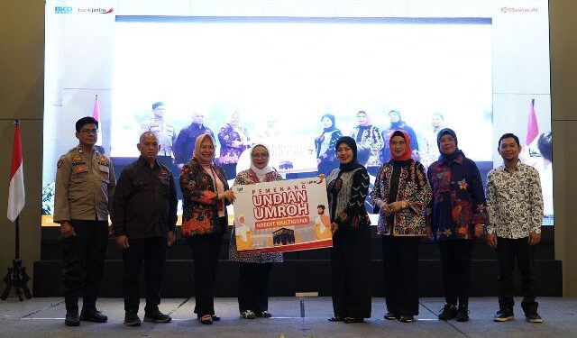 Bentuk terima kasih kepada nasabah, Bank Jatim selenggarakan pengundian Kredit Multiguna berhadiah Umroh