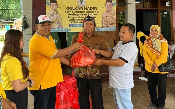 Turun beri bantuan warga korban banjir di Kediri, Hadi Setiawan: Perlu pembangunan tanggul dikawasan ini