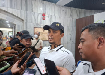 Petugas pencatat meter air PDAM Surabaya akan punah diganti sistem online