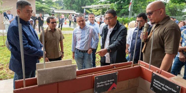SIG Dorong Percepatan Program 3 Juta Rumah Melalui Inovasi Bata Interlock Presisi