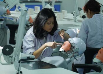 UK Petra Buka Fakultas Kedokteran Gigi: Cetak Dokter Inovatif untuk Indonesia Timur