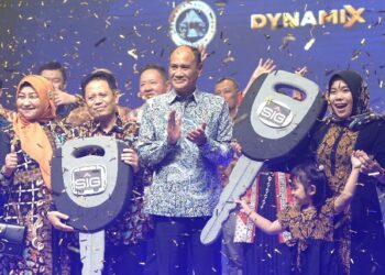Fokus Pasarkan Semen Hijau, Toko Bangunan di Ngawi Raih Grand Prize Mobil dari SIG