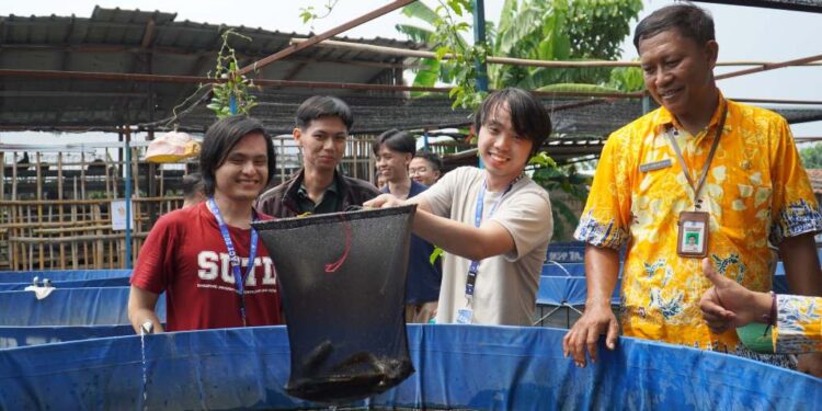 Surabaya Jadi Lokasi Petualangan Belajar Mahasiswa Internasional Melalui Program FACT