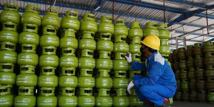 Pertamina Perluas Pangkalan Resmi LPG 3kg, Pastikan Harga Sesuai HET