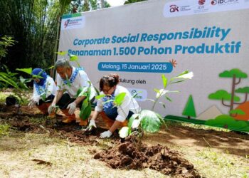 Pasar Modal Tanam 1.500 Pohon Produktif di Malang, Dorong Manfaat Lingkungan dan Ekonomi
