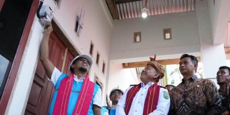99,92% Desa di Indonesia Terlistriki, PLN dan Pemerintah Wujudkan Energi Berkeadilan