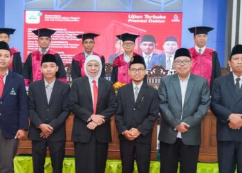 Tiga penerima LPPD Pemprov Jatim raih gelar Doktor, Khofifah: Kuatkan SDM Pesantren menyongsong Indonesia Emas 2045