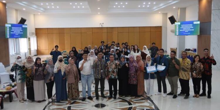 Kolaborasi FEB Unair dan KPPU Kanwil IV: Mahasiswa Dorong Digitalisasi dan Pemberdayaan UMK Surabaya