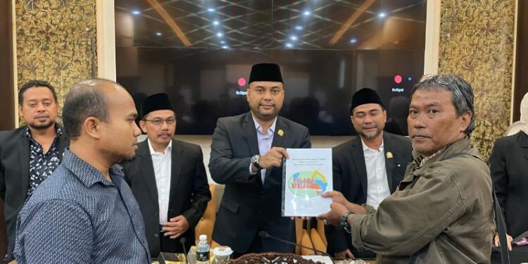 Komisi D DPRD Jatim dukung pencabutan PSN di proyek Surabaya Waterfront Line