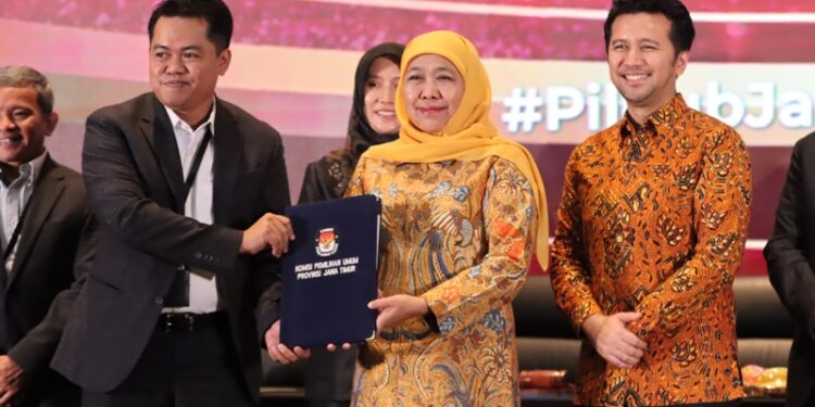 Ditetapkan sebagai Gubernur dan Wagub Jatim terpilih, Khofifah-Emil: Mari bersatu kembali membangun Jatim