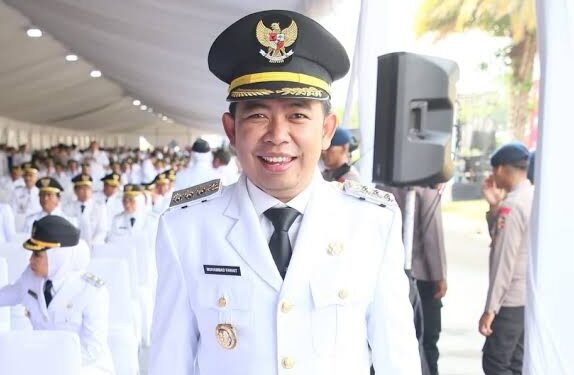 Ada masalah khususnya pelayanan di Jember, laporkan ke hotline wadul gus