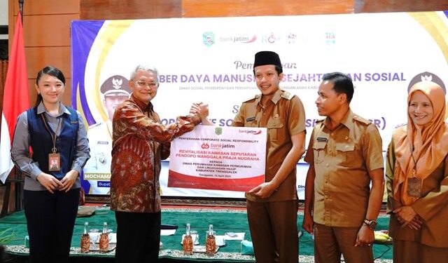 Percantik Kawasan UMKM, Bank Jatim Revitalisasi Seputaran Pendopo Trenggalek