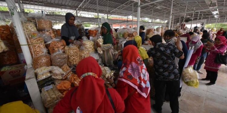 Libur Lebaran, ribuan pengunjung padati THP Kenjeran