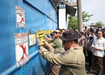 Perusahaan penahan ijazah karyawan di Surabaya akhirnya disegel