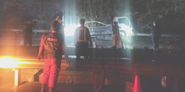 Lalu-lintas diruas Tol Gempol-Pandaan kembali normal pasca insiden truk TNI AD terbakar