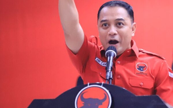 Eri Cahyadi temui para kader PDIP Surabaya pasca pembebastugasan Adi Sutarwijono