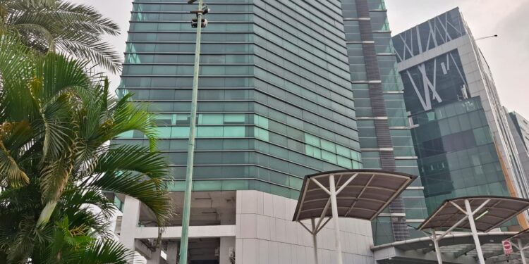 Warga apartemen Cito keberatan atas pembangunan RS Siloam: Takut penularan virus