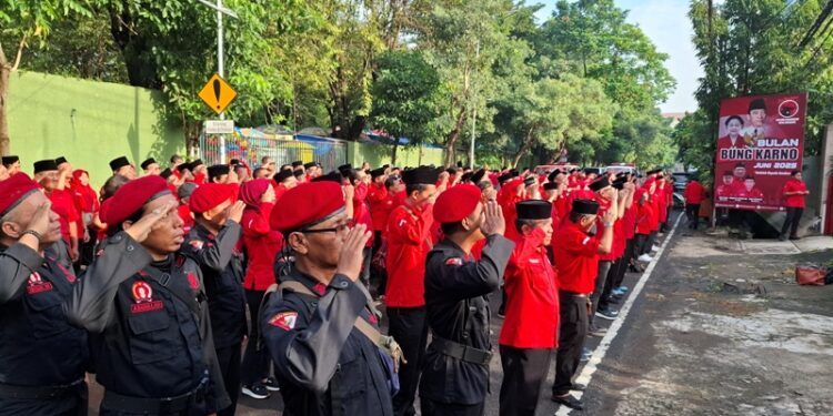 PDIP Surabaya gelar upacara peringati Hari Lahir Pancasila: Gugah kesadaran ideologis
