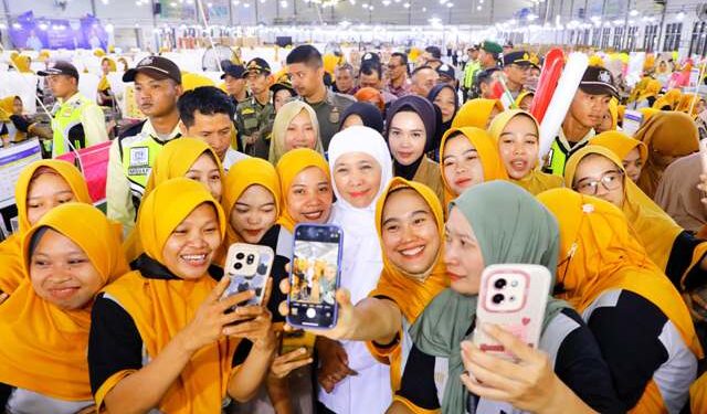 Sapa ribuan buruh rokok di MPS Dander Bojonegoro, Gubernur kucurkan BLT untuk mereka