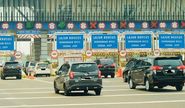 Manfaatkan diskon tarif, volume lalu-lintas tol Pandaan-Malang naik saat libur Tahun Ajaran Baru