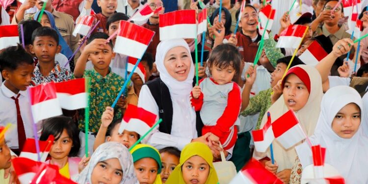 Peringati HAN 2025 di Pasuruan, Gubernur Khofifah: Lindungi dan bahagiakan Anak-Anak