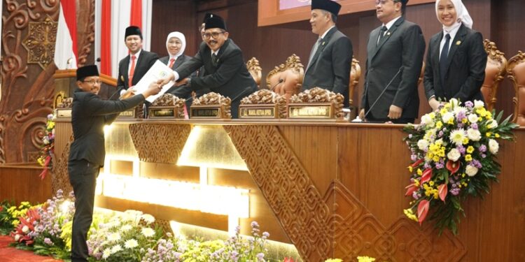 Ini masukan Fraksi Fraksi DPRD Jatim terkait Raperda Perlindungan Perempuan dan Anak