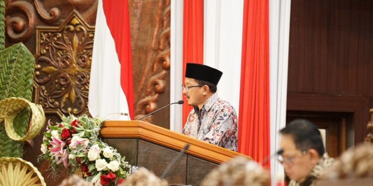 Banggar DPRD Jatim tekankan optimalisasi pajak, pemanfatan aset dan BUMD serta perhitungan yang matang terkait belanja wajib